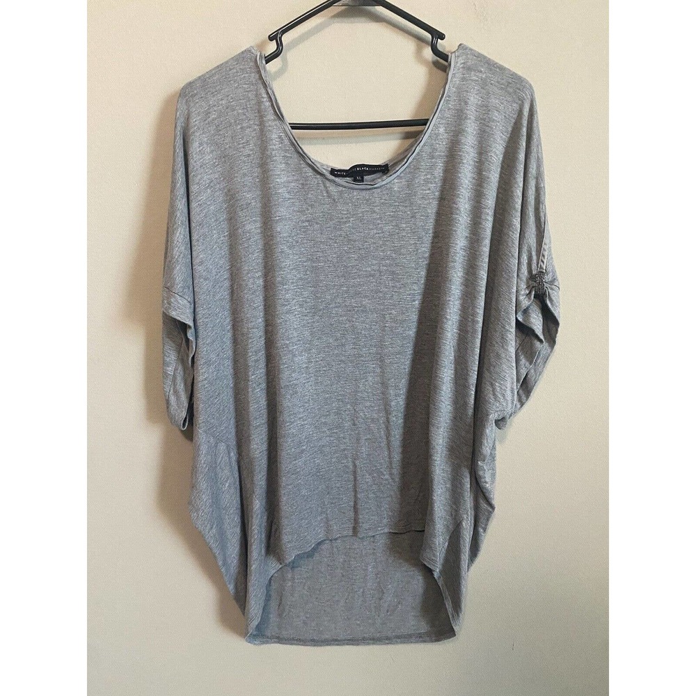 White House Black Market Top 💕